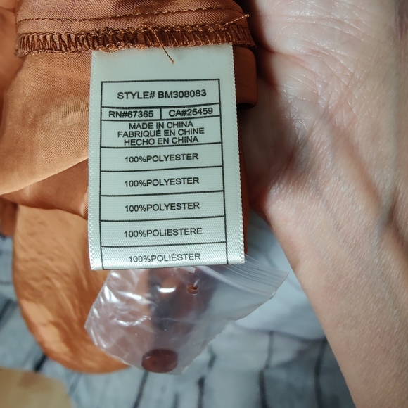 Steve Madden Tori Gathered Dress In Mocha Bisque Size 4 NWT - Picture 8 of 8